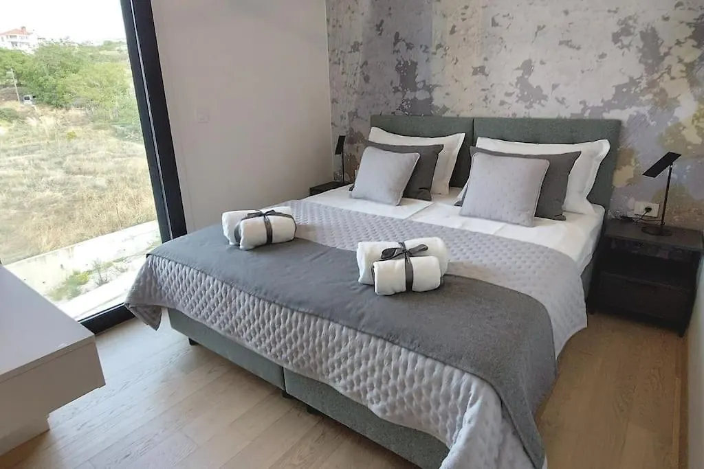 Splendid Beach View Apartment Split